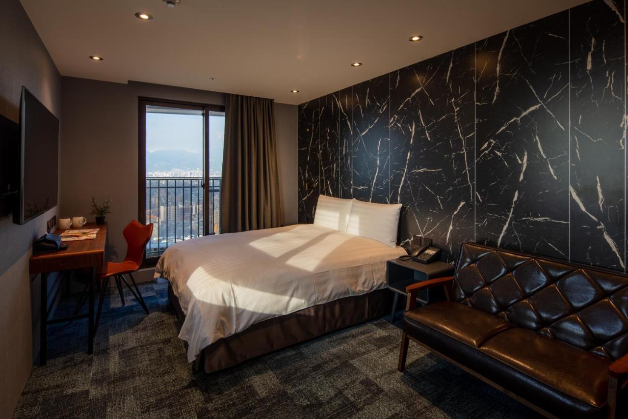Roaders Plus Hotel - Taipei Station Номер фото