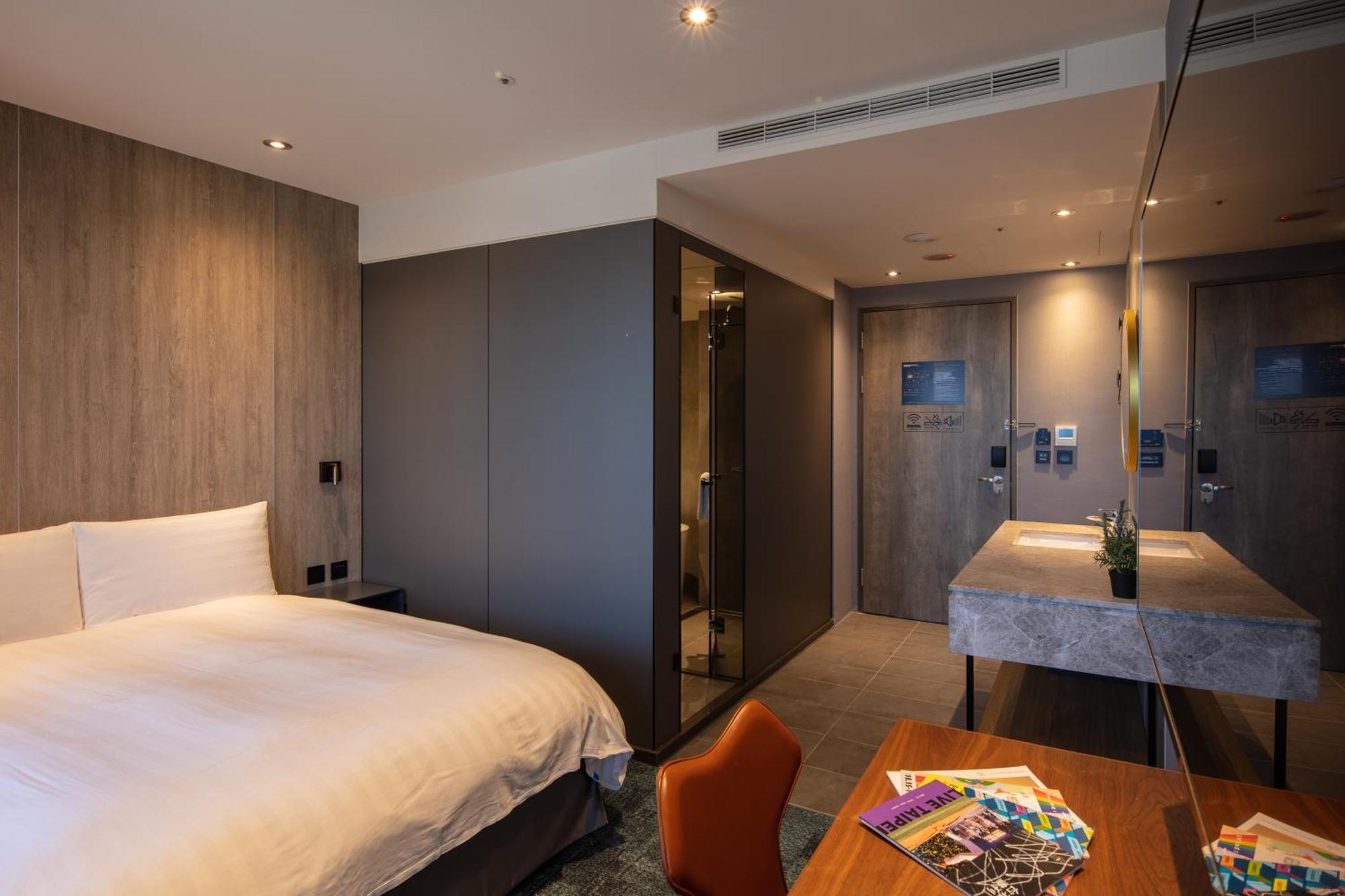 Roaders Plus Hotel - Taipei Station Номер фото