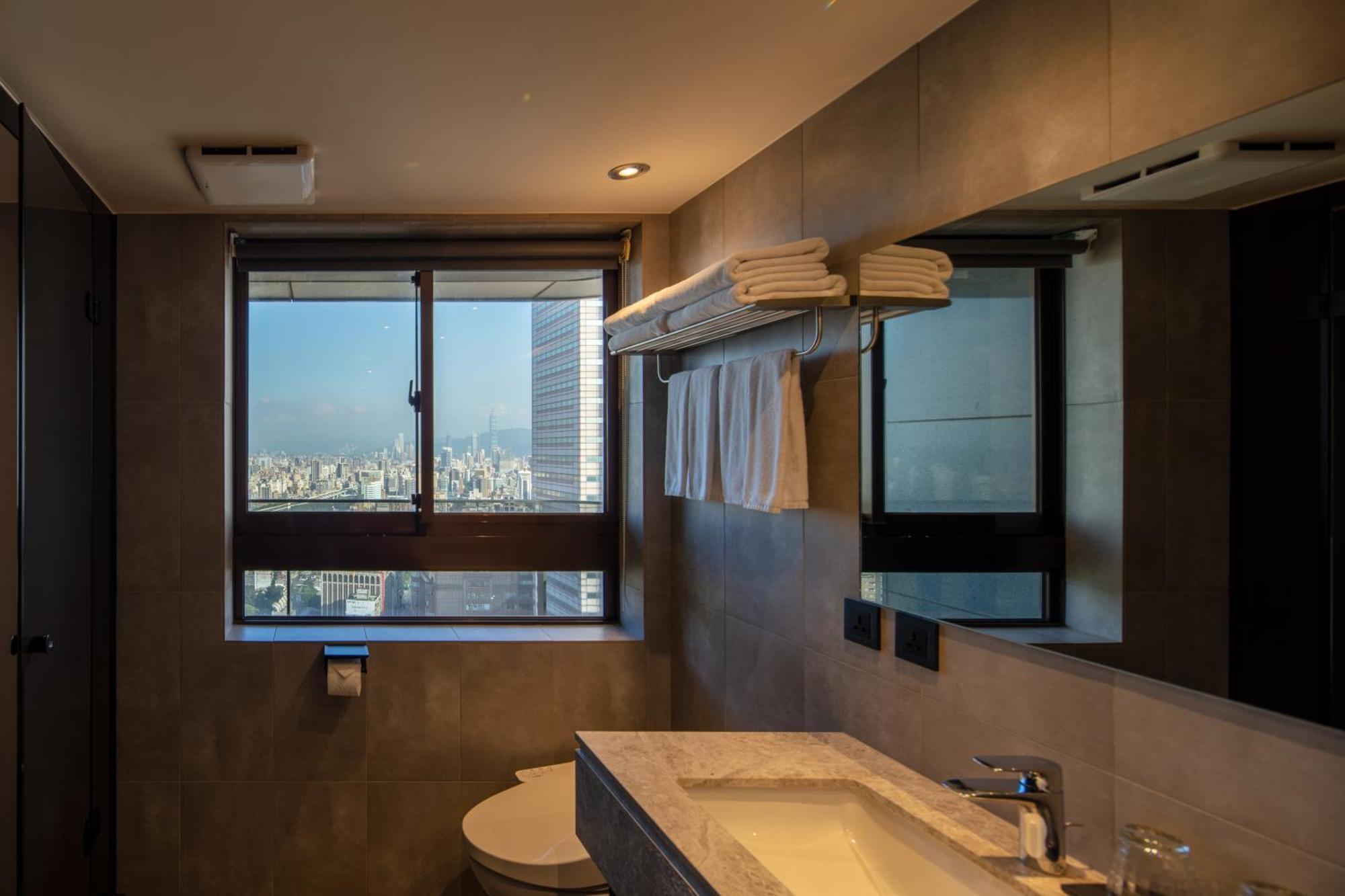 Roaders Plus Hotel - Taipei Station Номер фото