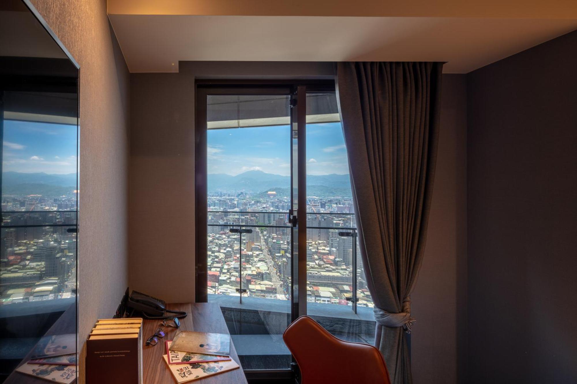 Roaders Plus Hotel - Taipei Station Номер фото