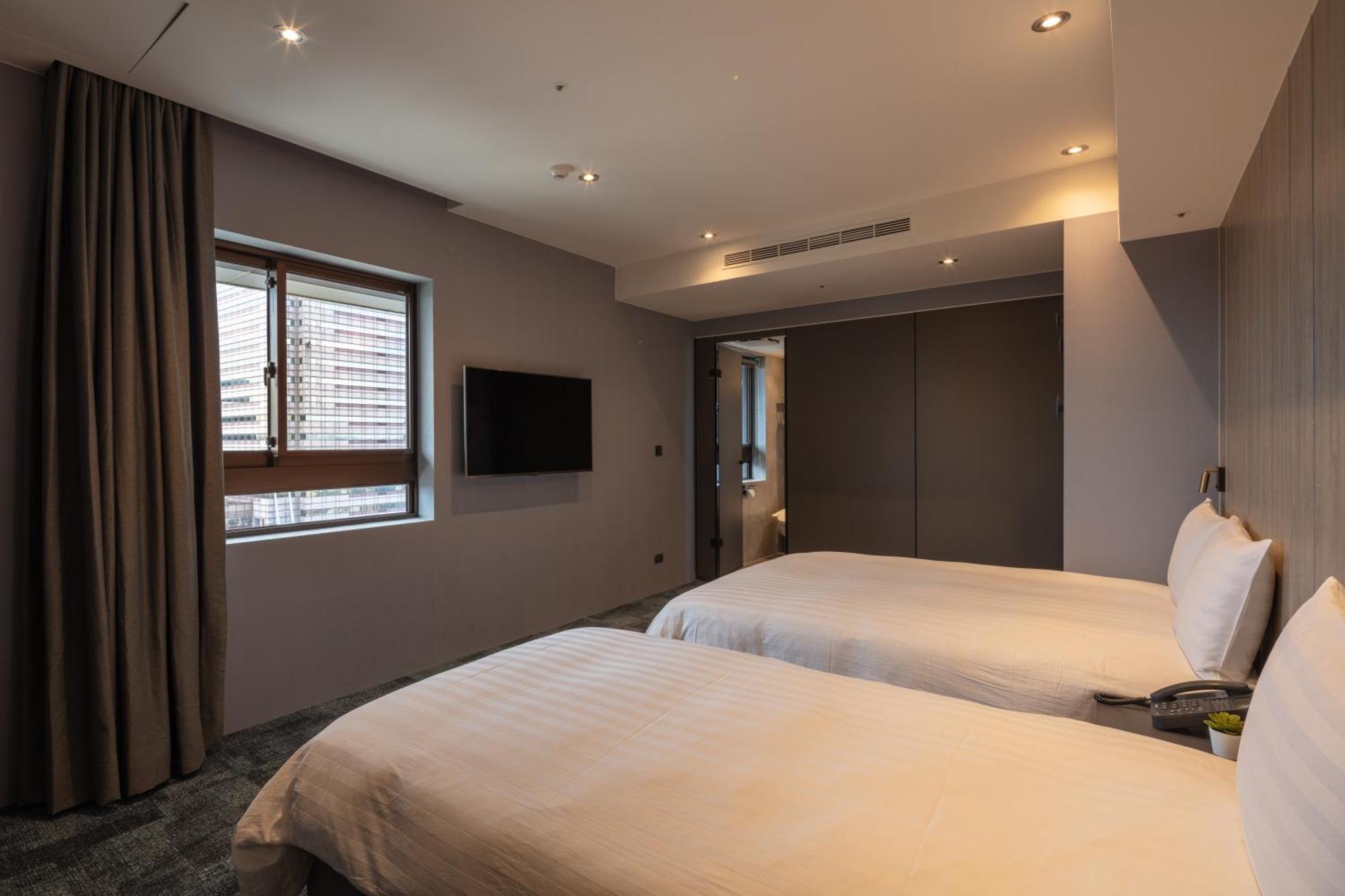 Roaders Plus Hotel - Taipei Station Номер фото